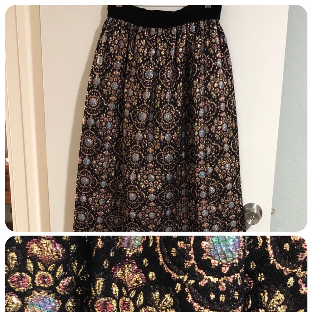 GORGEOUS VINTAGE BROCADE SKIRT